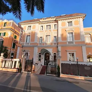 *** Hotel Ena Italien