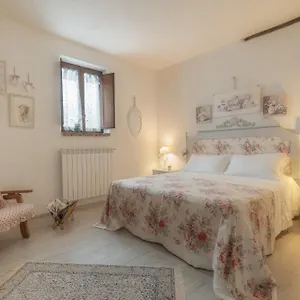 Country house Renello Petroio