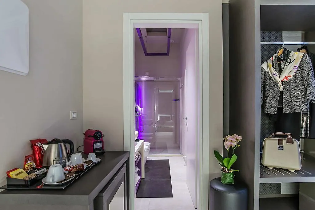 Via Veneto Prestige Rooms Roma 2*,  Itália